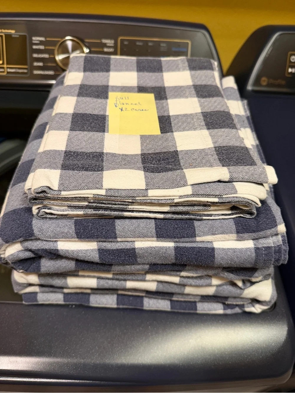 Navy and White Buffalo Check Cotton full size sheet set